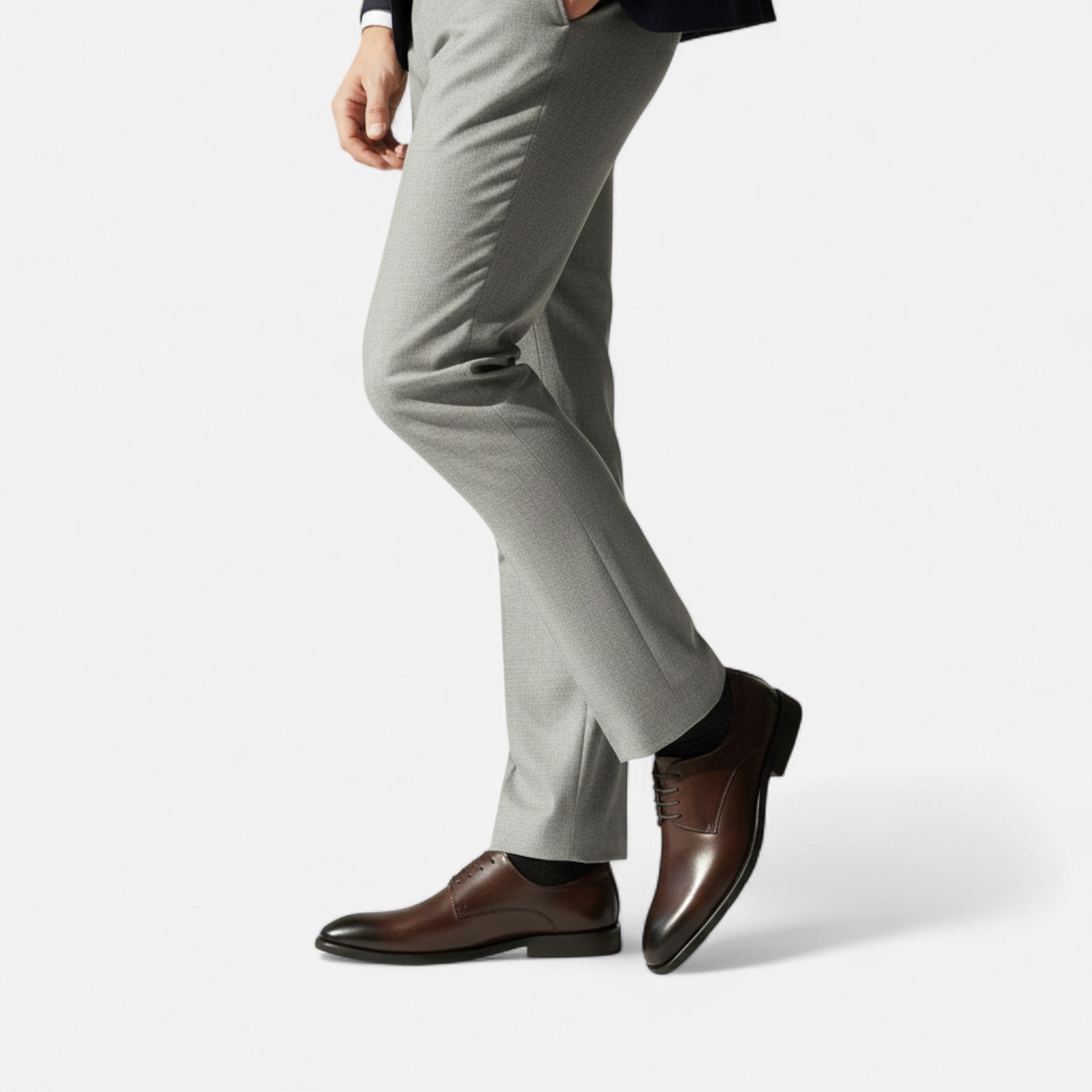 Men’s Casual Leather-Look Low-Top Cap-Toe Design Shoes with Durable Rubber Sole